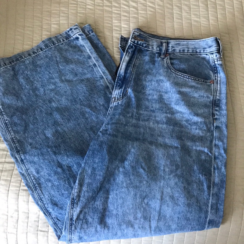 American eagle skater jeans